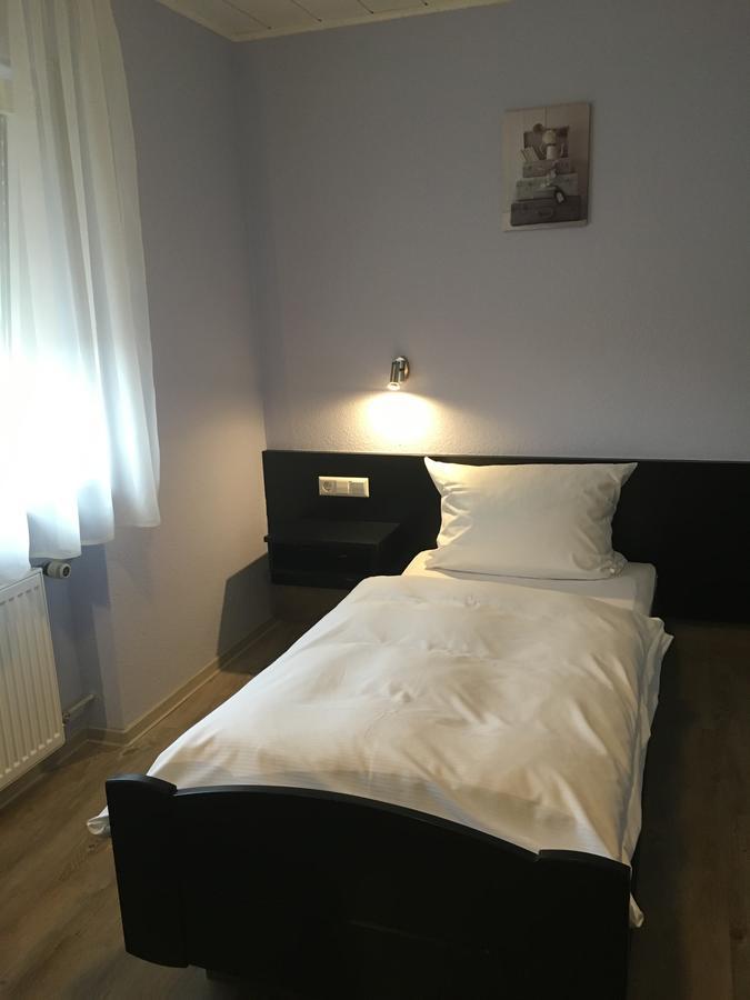 Zip Hotel Lingenfeld Extérieur photo