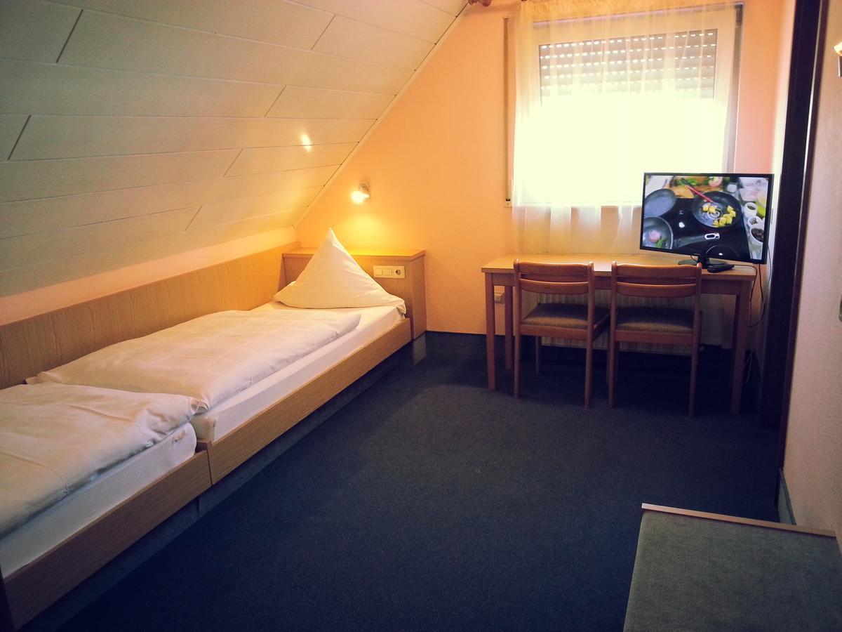Zip Hotel Lingenfeld Extérieur photo