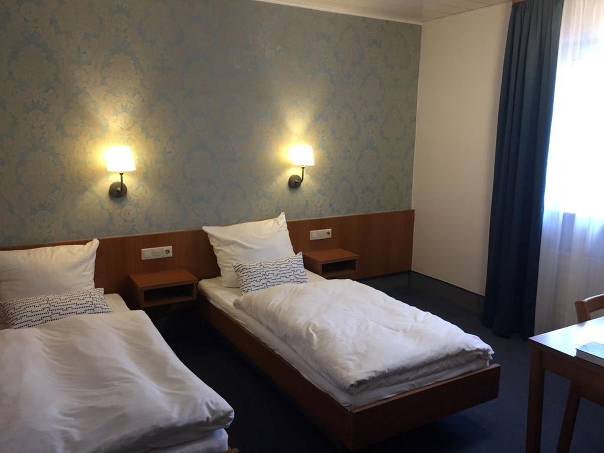 Zip Hotel Lingenfeld Extérieur photo